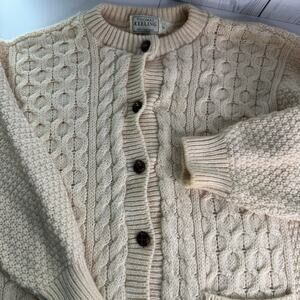 Vintage Thomas Keeling United Kingdom 100% New Wool Cardigan Wooden Button Med